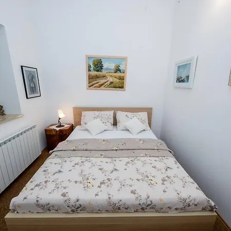 Starcevic Apartman *